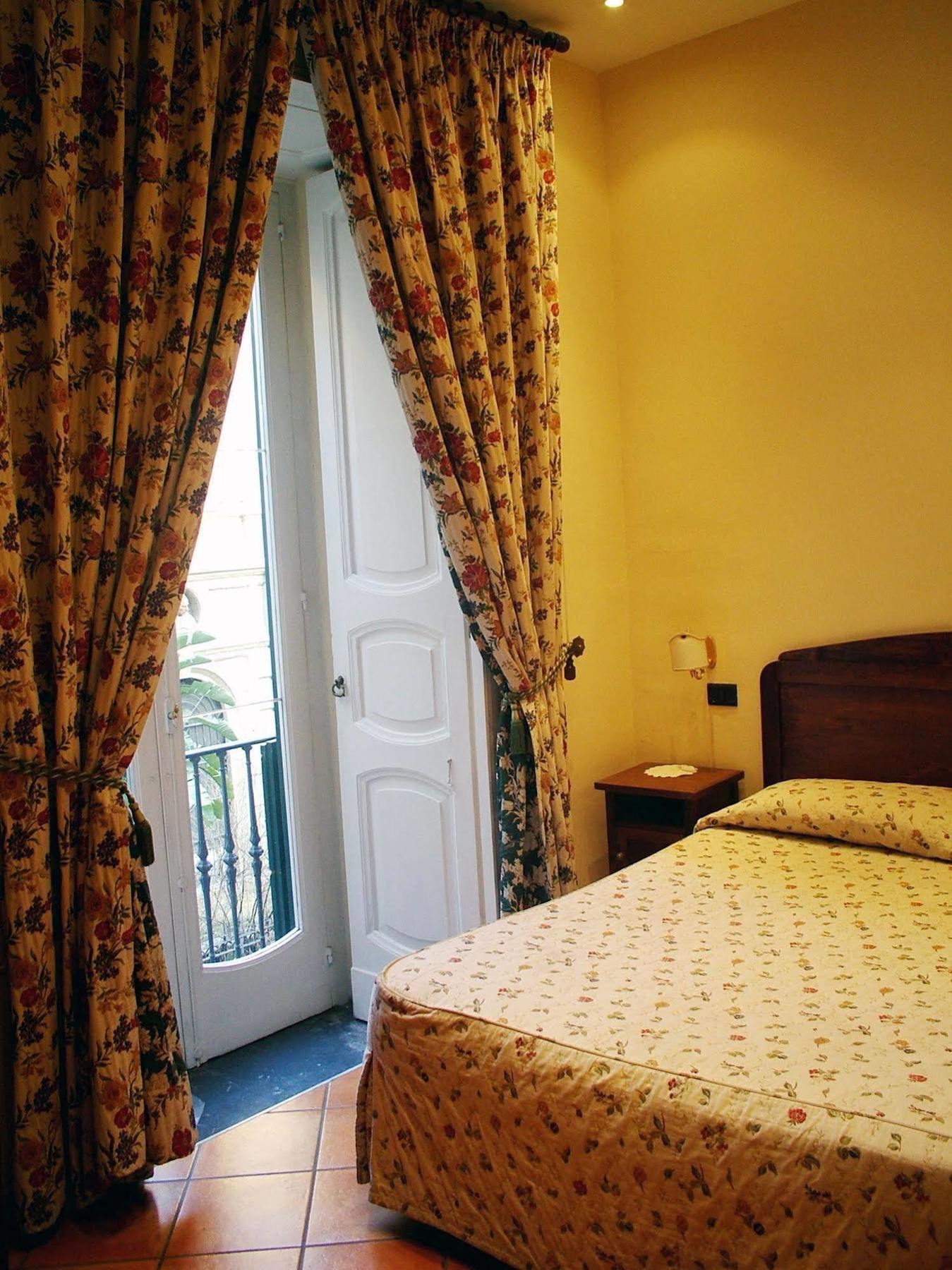 Hotel Locanda Dell'Arte Napoli Esterno foto